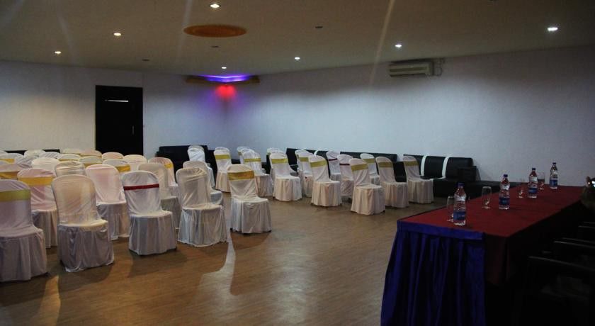 By The Way Hotell Mysore Eksteriør bilde